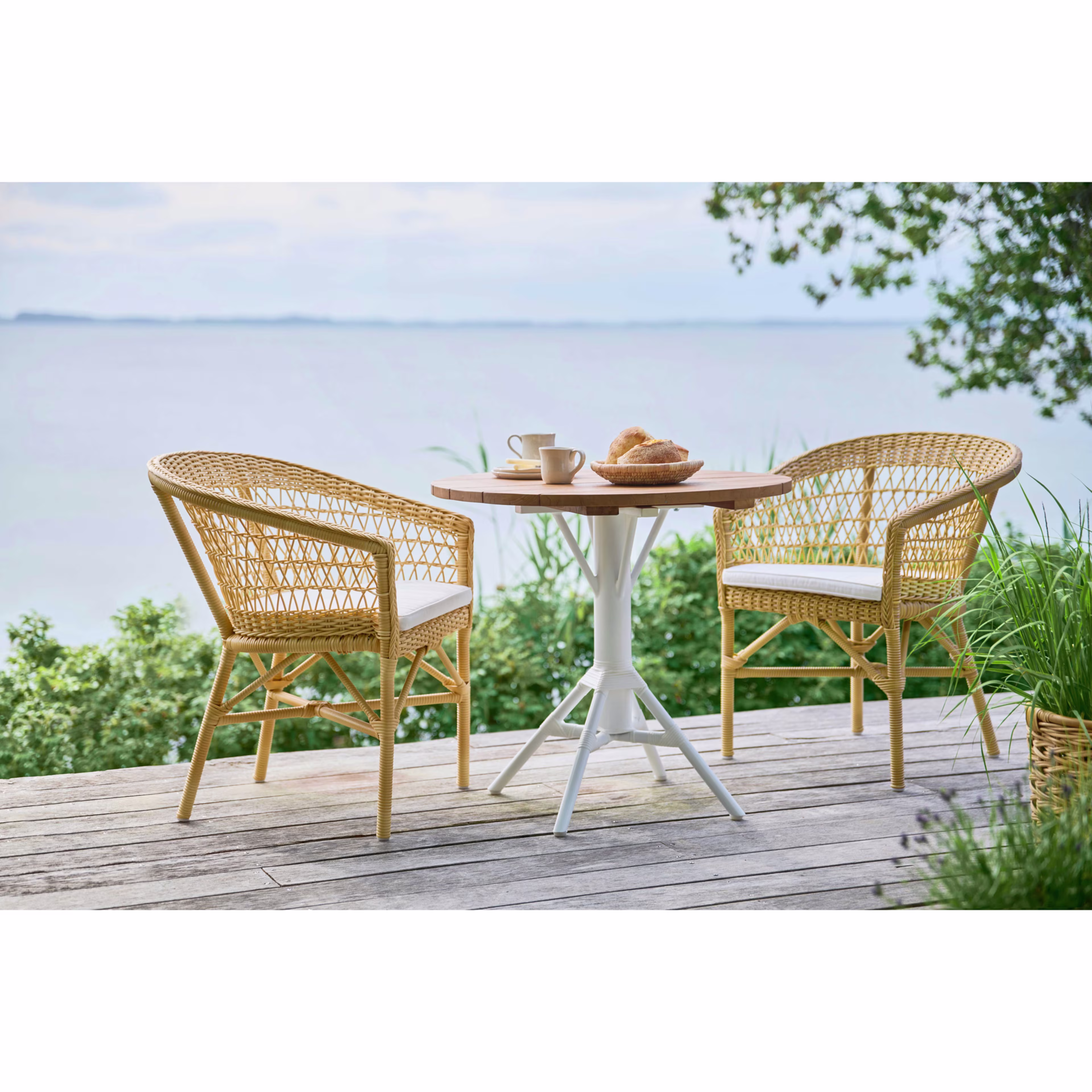 Sika Design Nicole/Emma 3-Piece Round Bistro Patio Dining Set