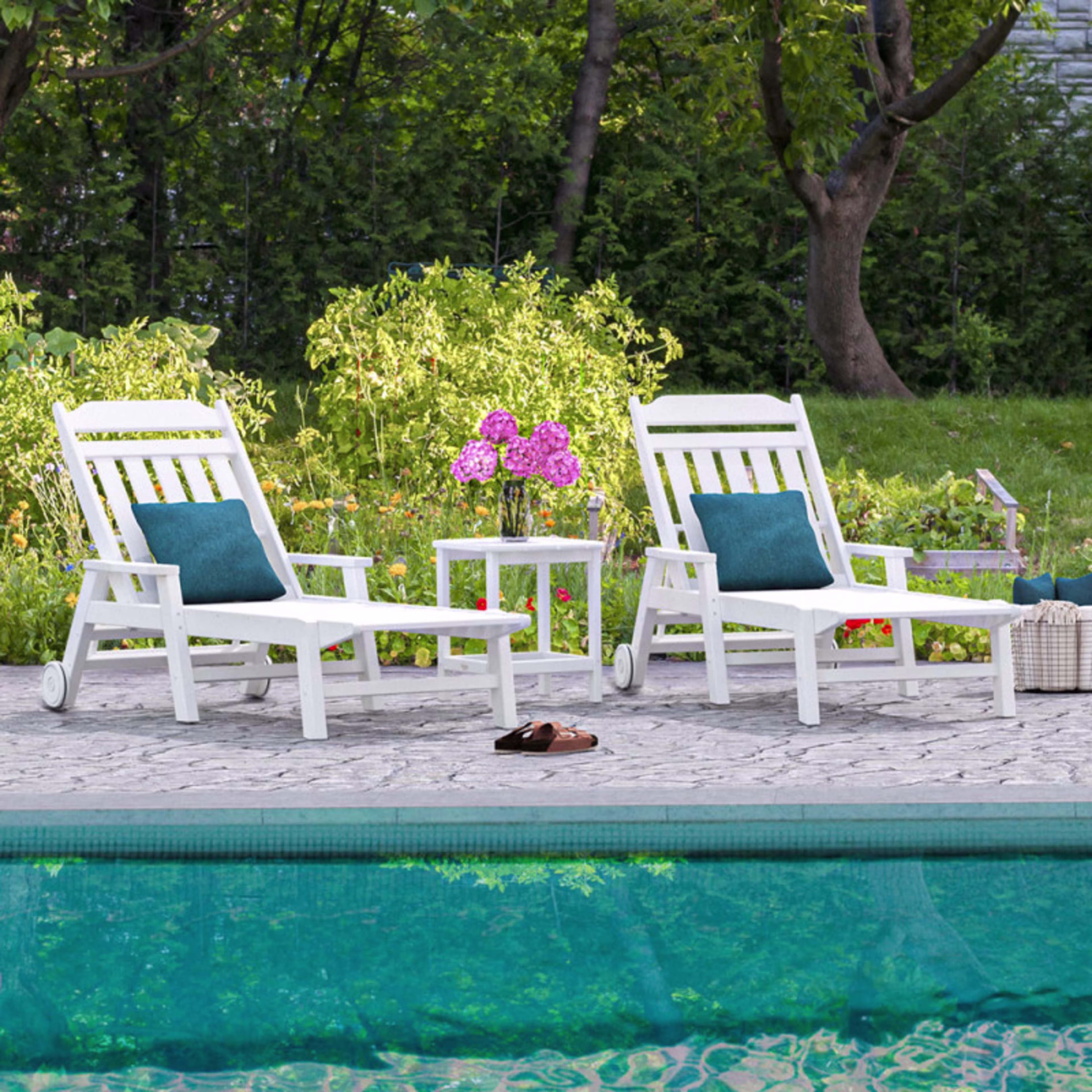 Polywood Cottage 3-Piece Chaise Set with Arms and Wheels
