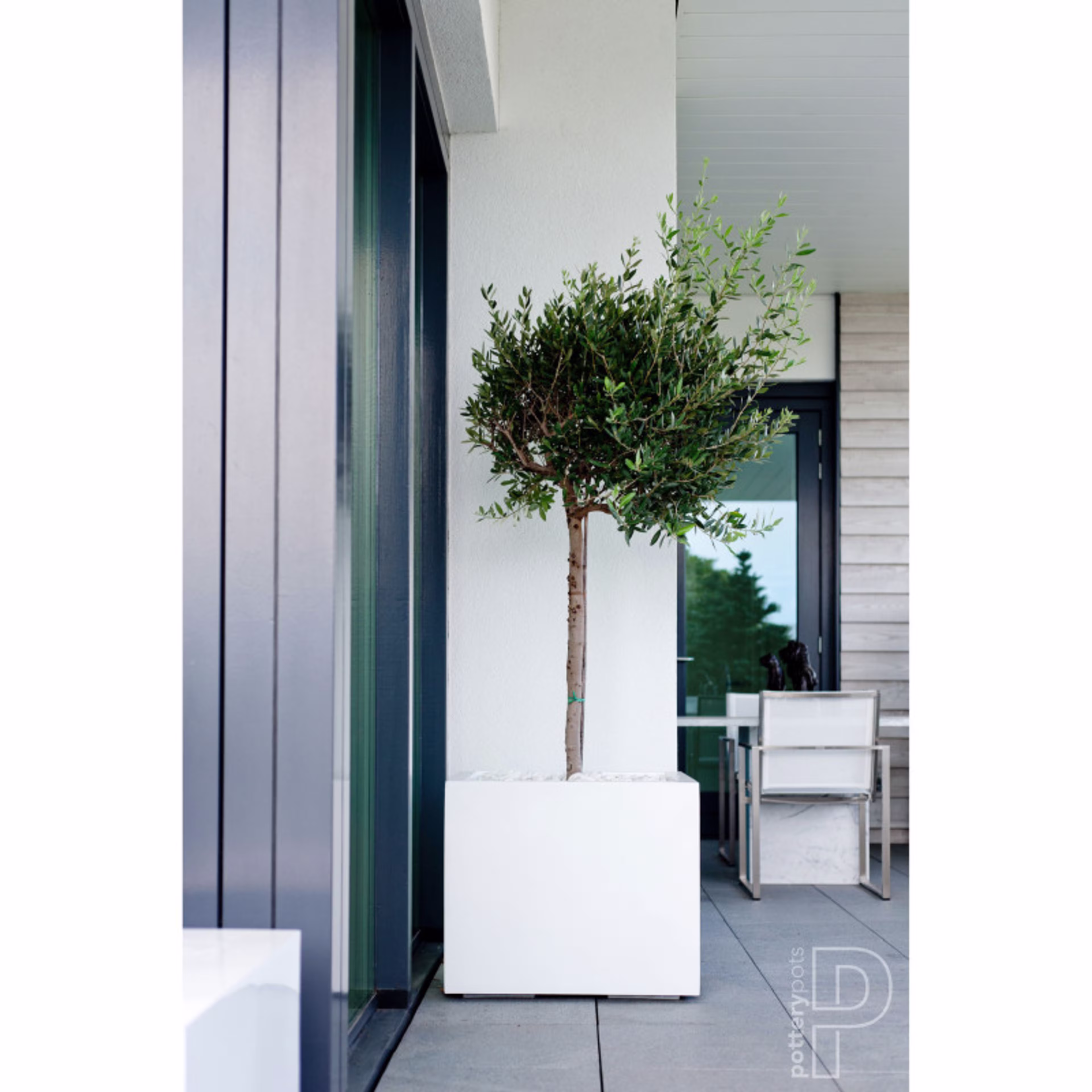 Pottery Pots Essential 16" Cube Fiberstone Box Planter - Glossy White