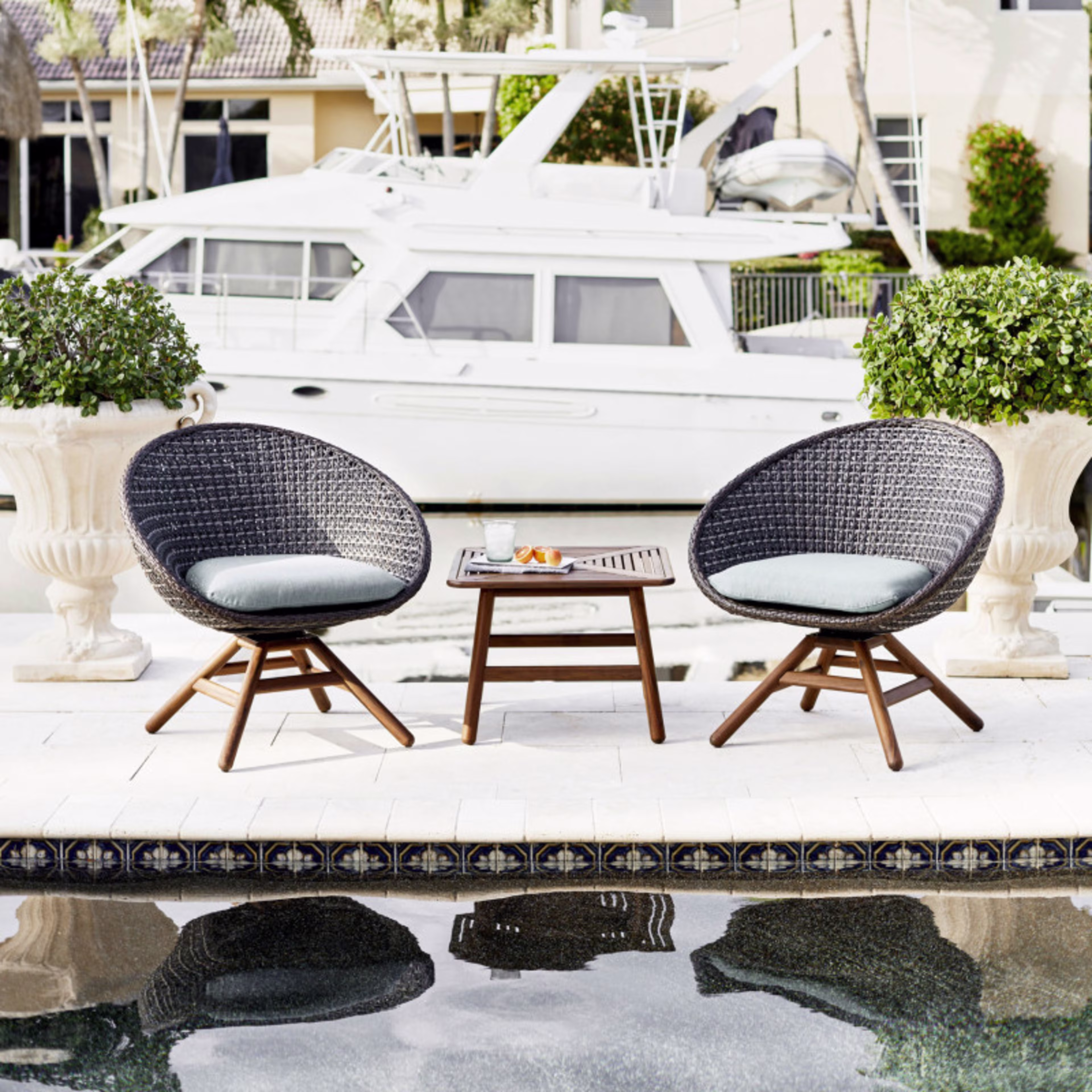 Jensen Outdoor Nest Woven Swivel Lounge Chair