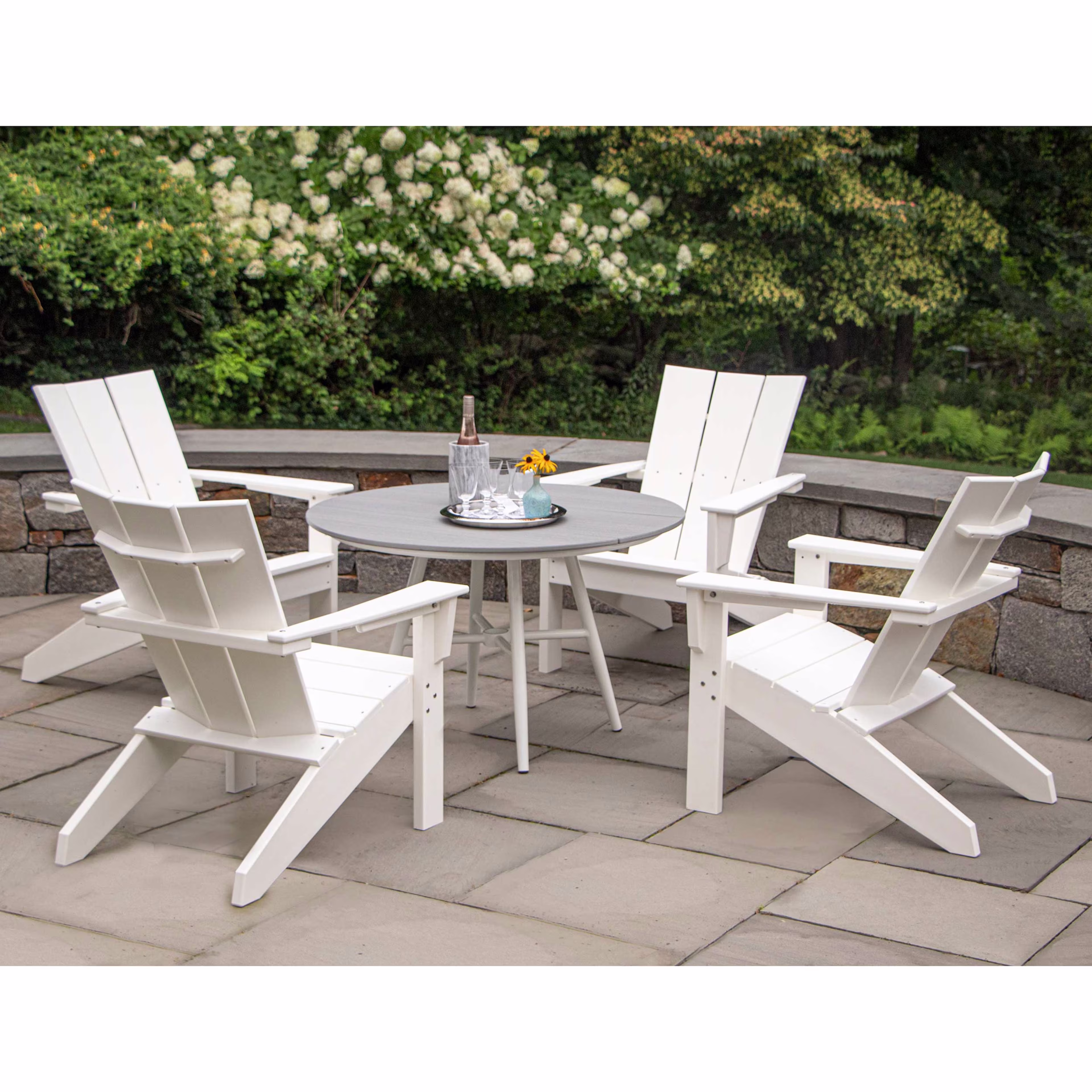 Seaside Casual Coastline Monterey 5-Piece Round Patio Dining Set