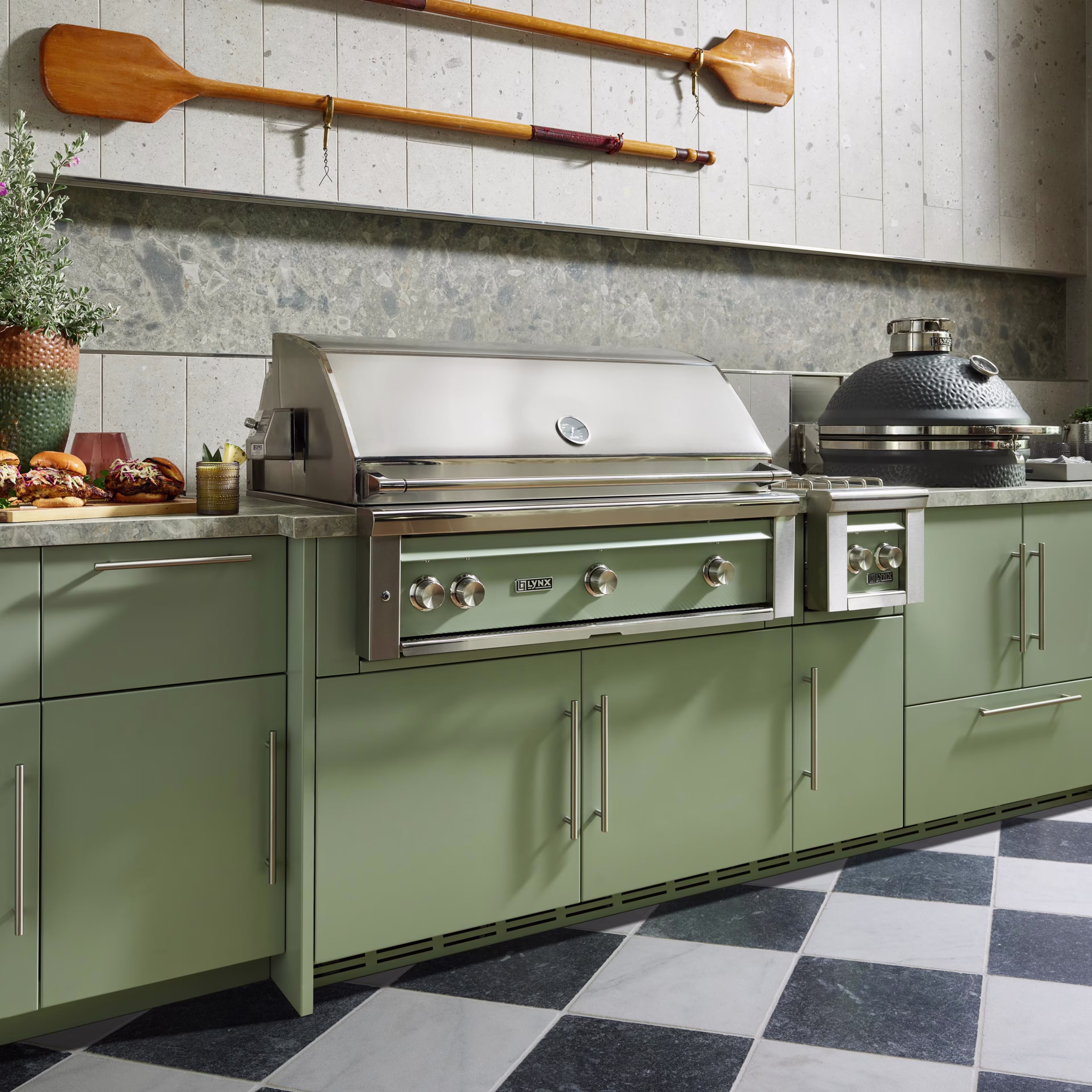 Lynx x John Michael 24" Drawer/Door Cabinet