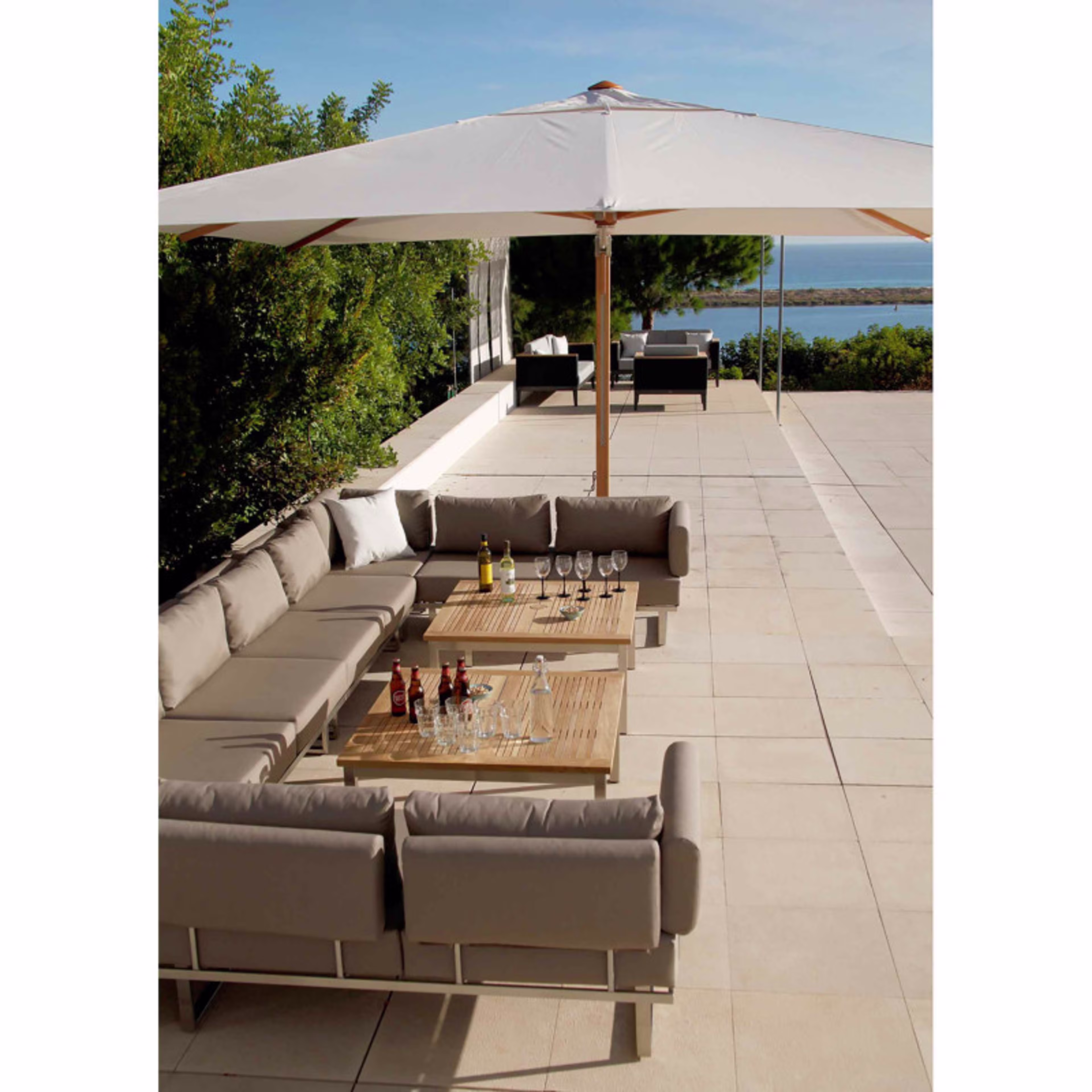 Barlow Tyrie Equinox 38" Stainless Steel Square Conversation Table