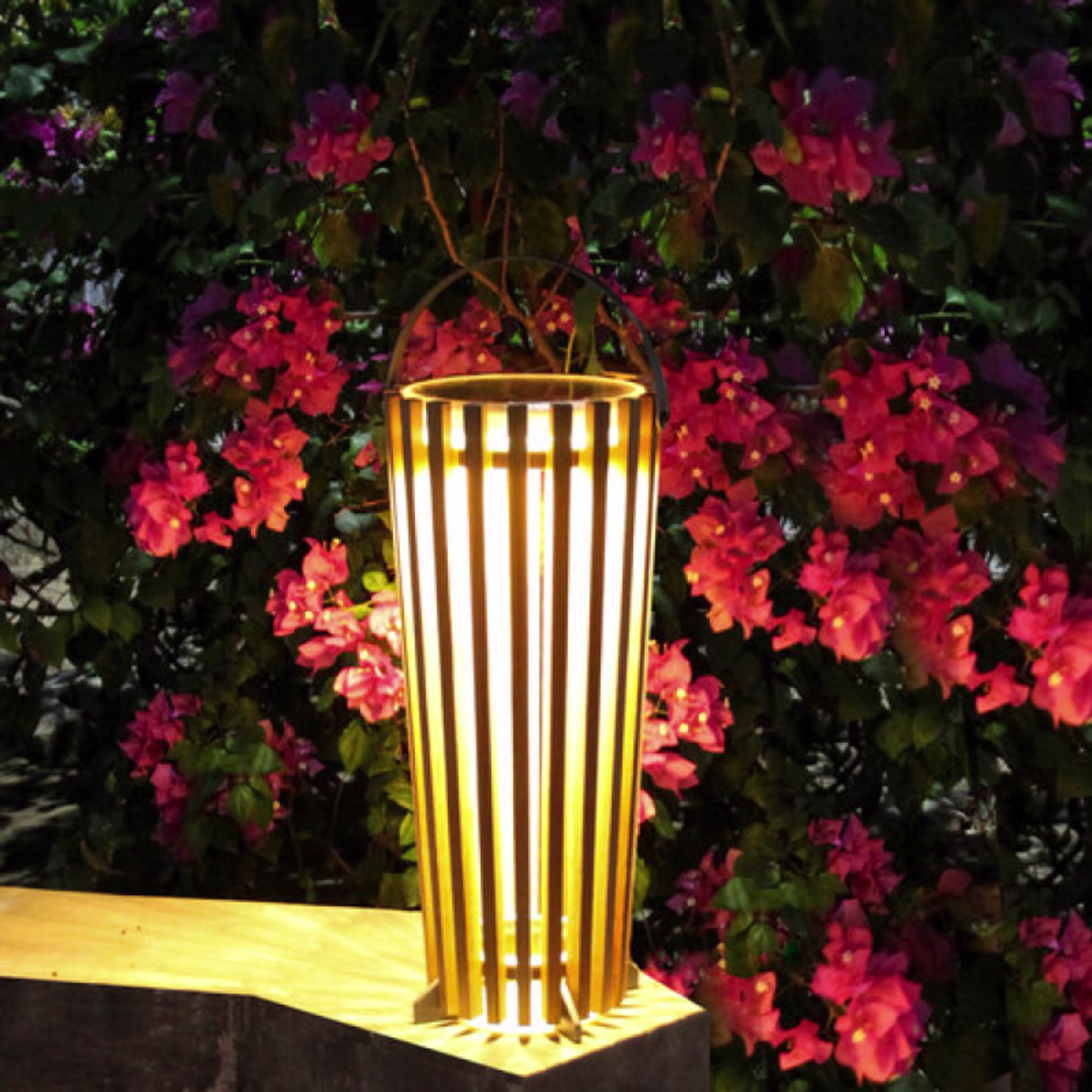 POVL Outdoor Björk Large Teak Solar LED Lantern