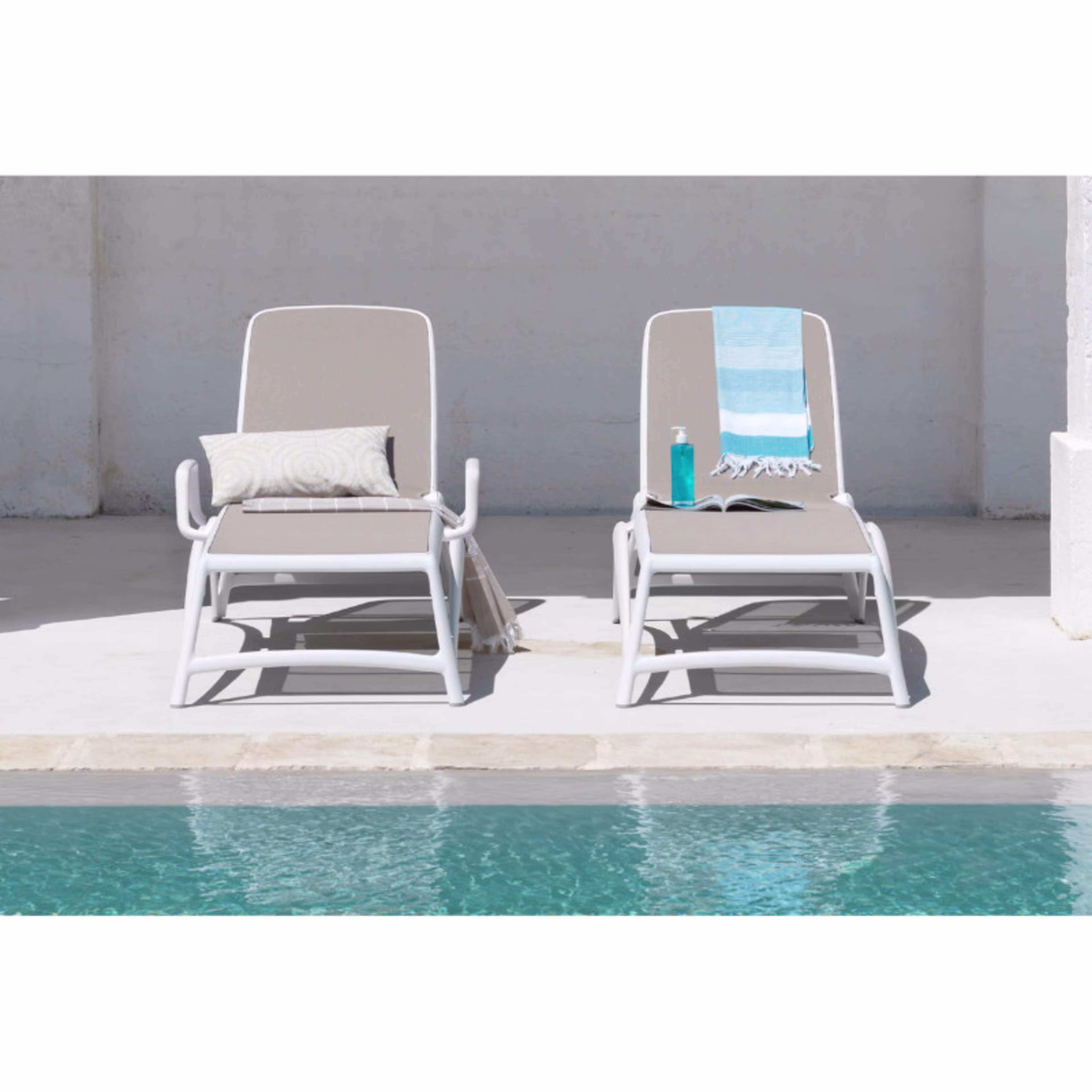 Nardi Atlantico Stacking Sling Chaise Lounge