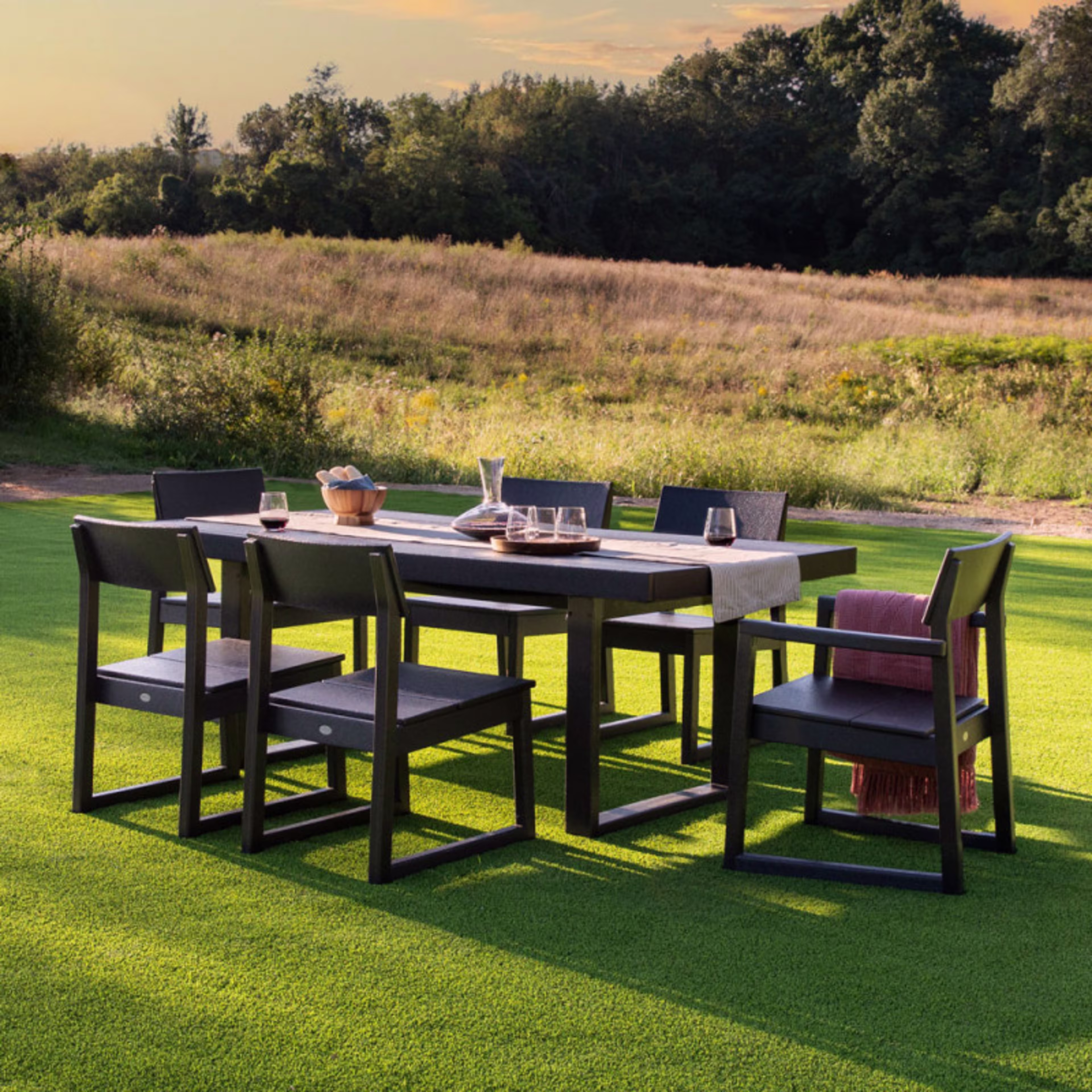 Polywood EDGE 7-Piece Dining Set