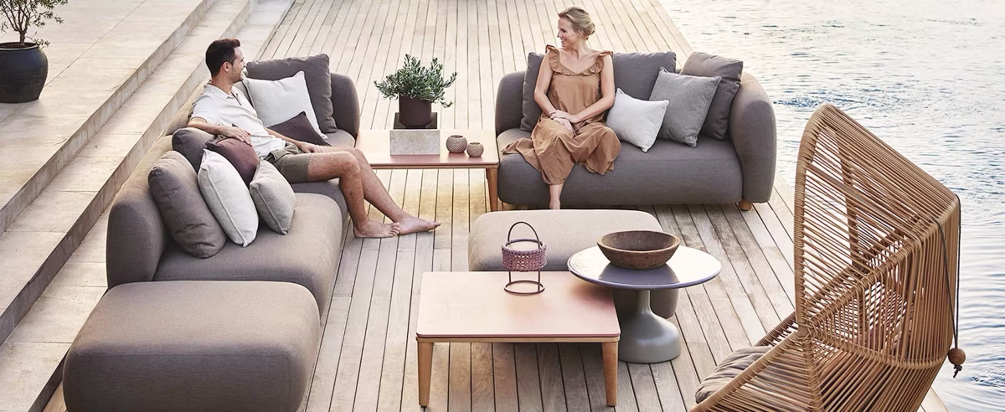 Low-Maintenance Outdoor Furniture and Accessories
