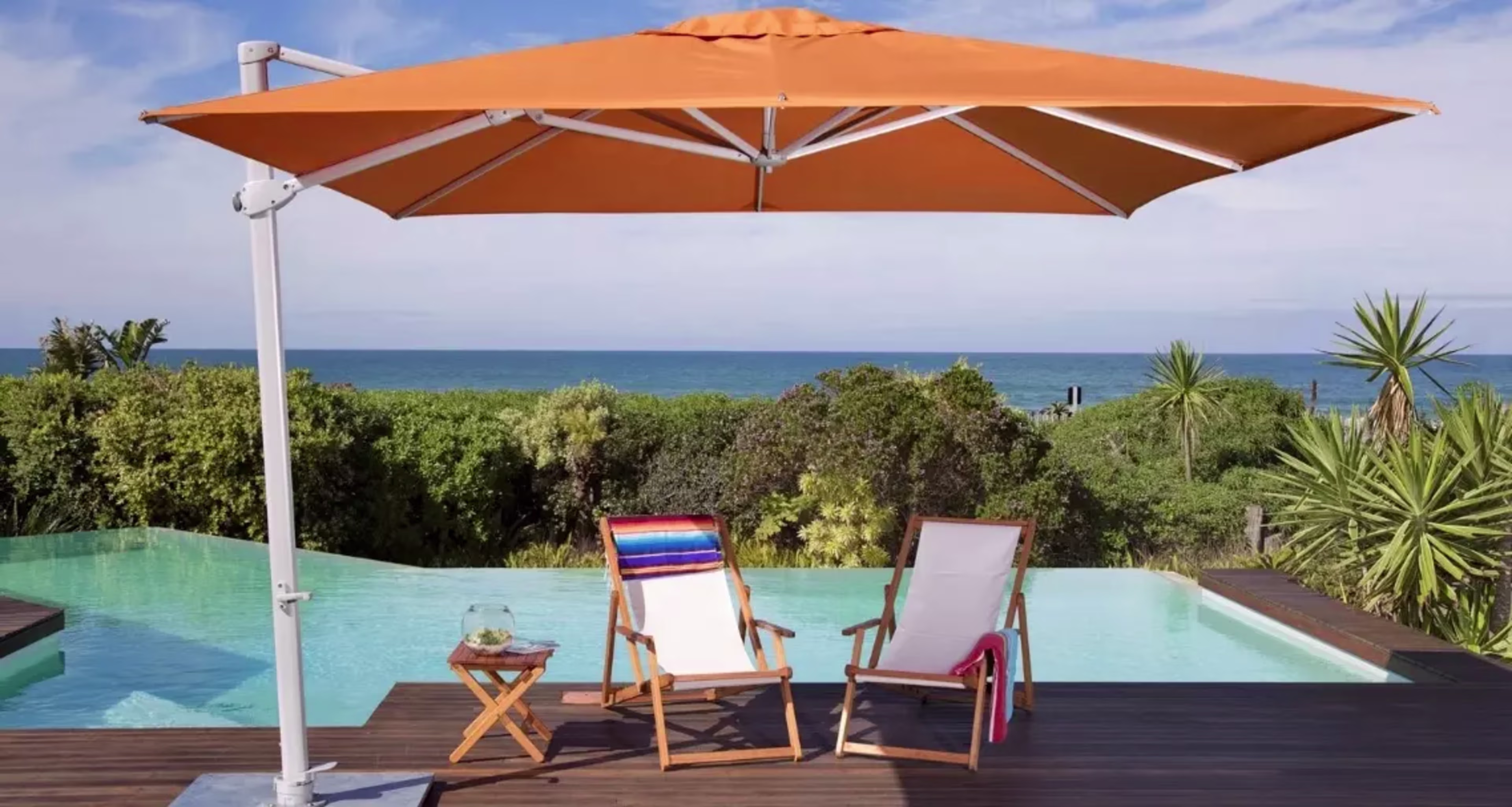 <p>Based in South Africa, Woodline Shade Solutions has been producing luxury patio umbrellas since 1990. Suited for both residential and commercial spaces, Woodline umbrellas are designed for both strength and longevity, using high-grade, non-corrosive materials.<br /></p>