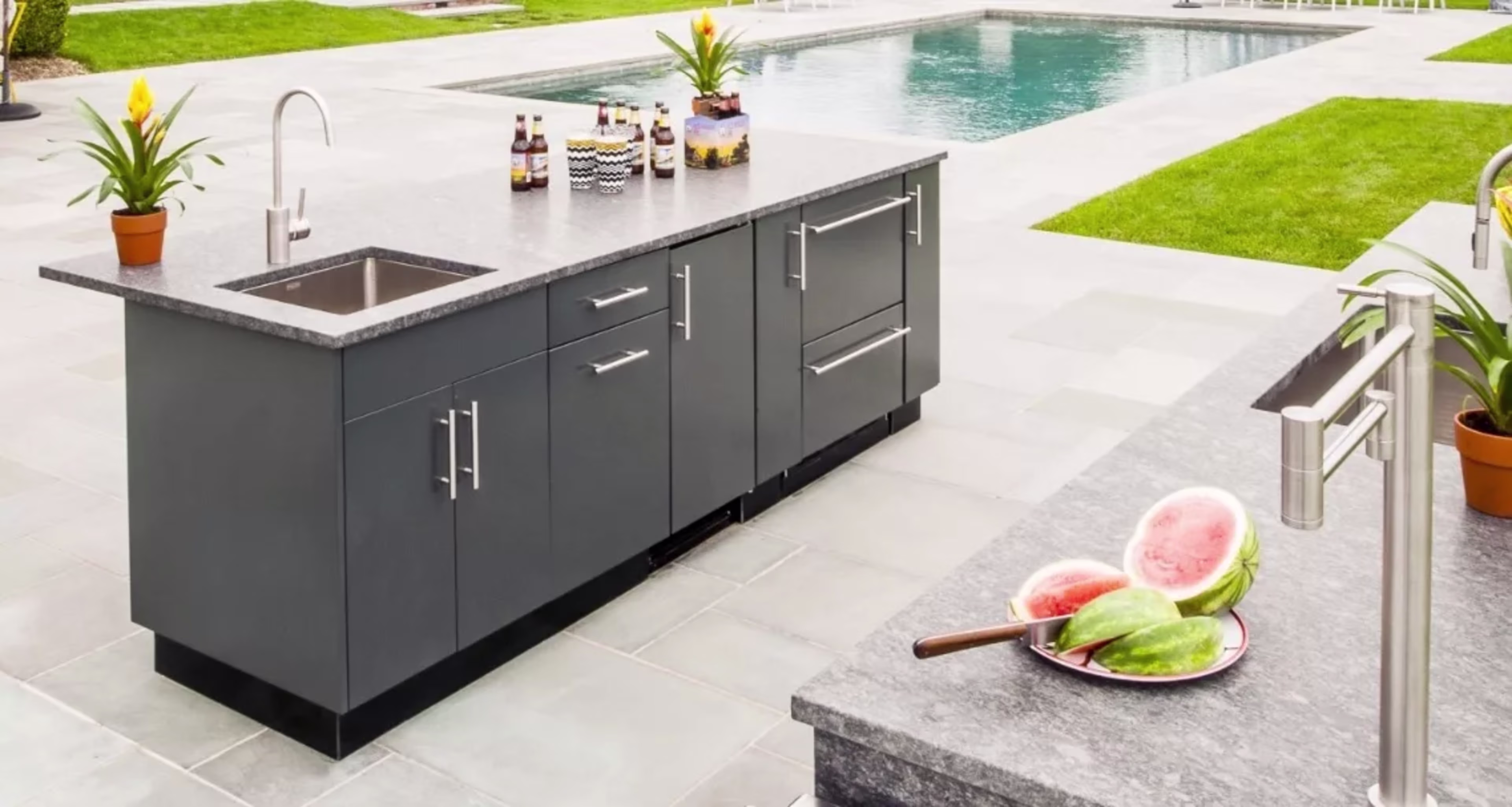 <p>Known for its resilient stainless steel cabinetry, Danver has been a kitchen-industry leader for more than 20 years. Danver’s expertly engineered outdoor kitchens can be completely customized by size shape, configuration, door style, cabinet color, hardware, and more.
    <br />
    <br />
    <a href="/c/design-services/">
        <span class="button_block bg_ocean">    
            Schedule a free design consultation</span></a><br /></p>