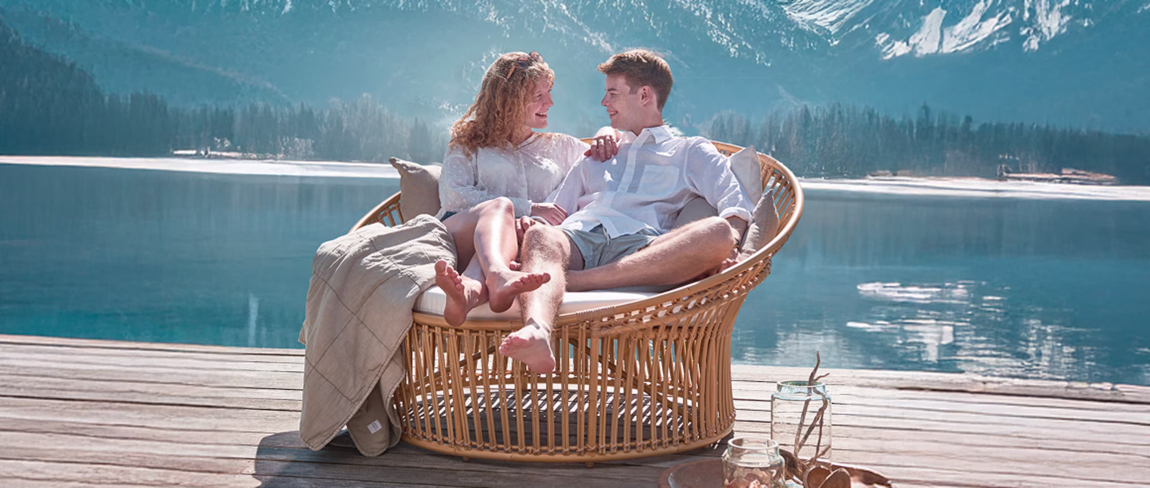 Best Outdoor Furniture for Mountain Homes & All-Season Use