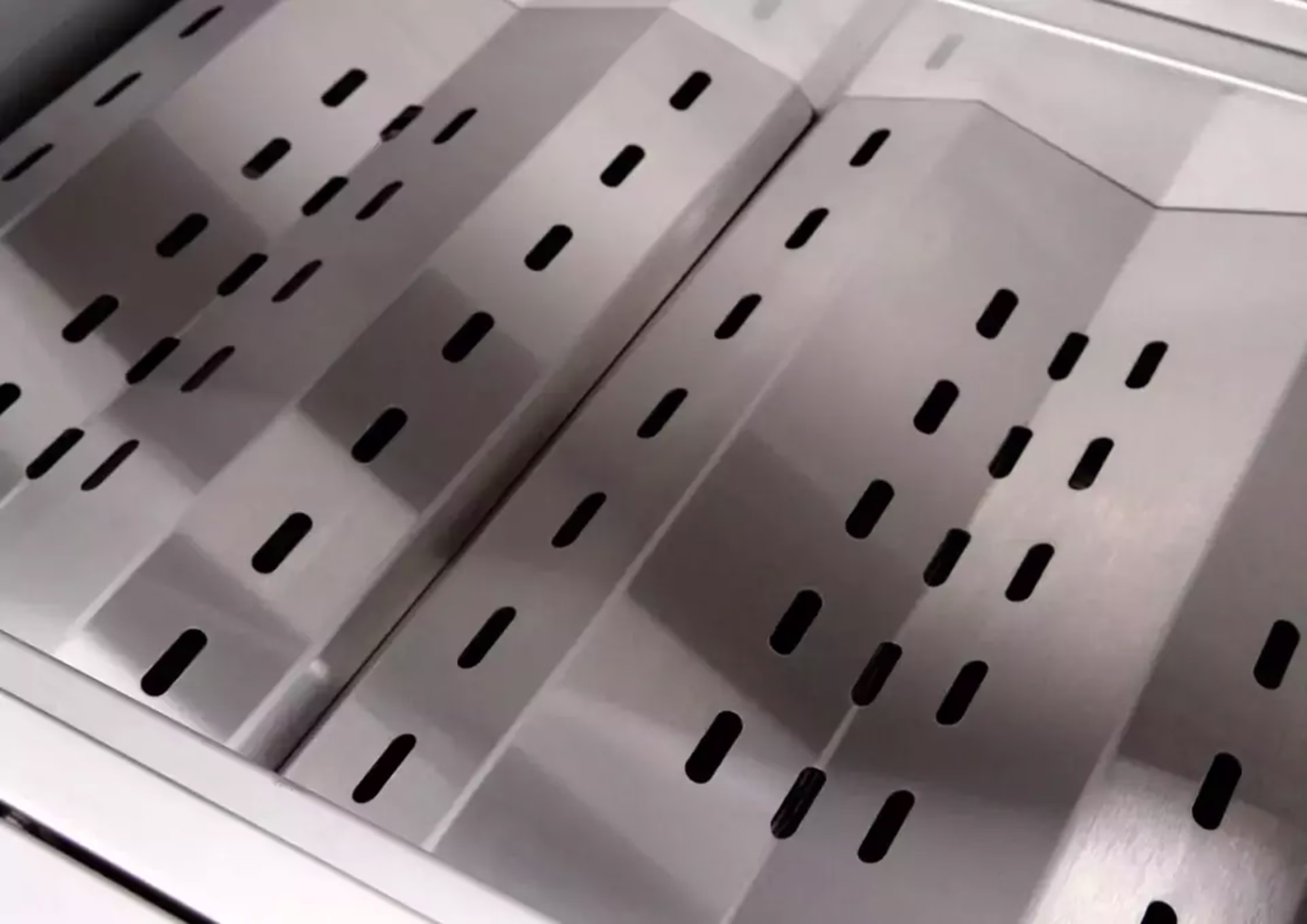 Metal diffuser plates image