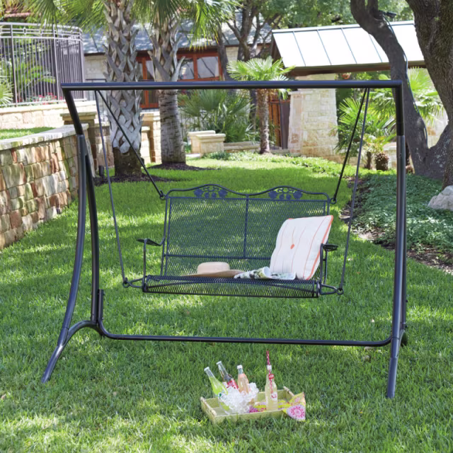 Woodard Briarwood Iron Swing