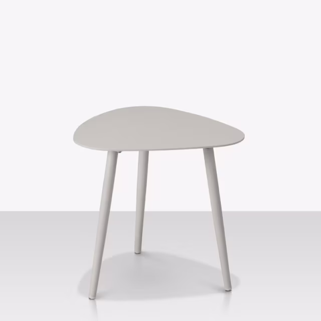 DecoScape Vines 24" Aluminum Oval End Table