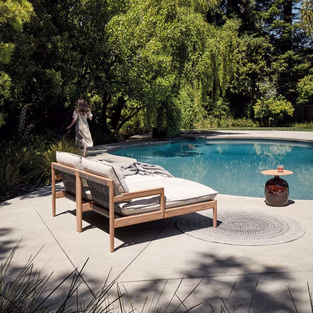 Gloster Saranac 3-Piece Outdoor Lounging Set