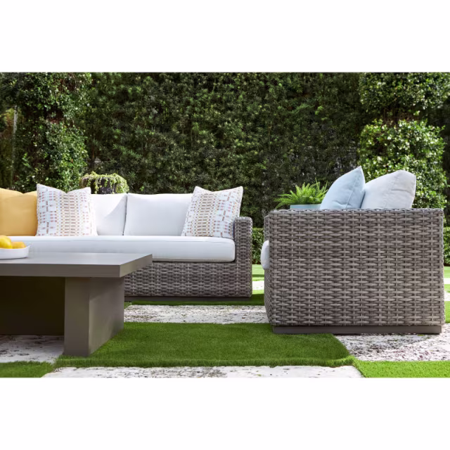 Lane Venture Hyannis Wicker Sofa with Bench Cushion