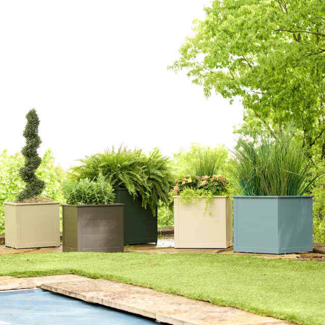 Lane Venture Winterthur Garden 28" Square Aluminum Box Planter