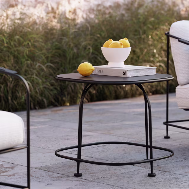 Woodard Reed 24" Iron Square Side Table