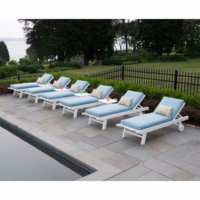 Seaside Casual Kingston Recycled Polymer Chaise Lounge