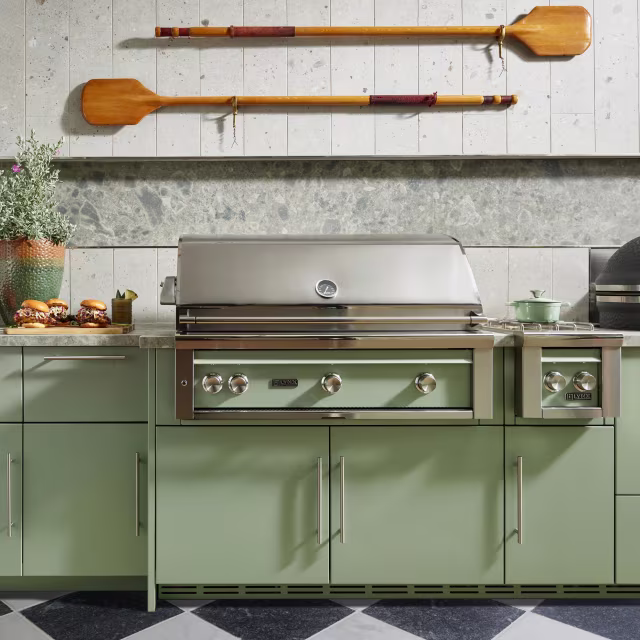 Lynx x John Michael 18" Burner Base Cabinet