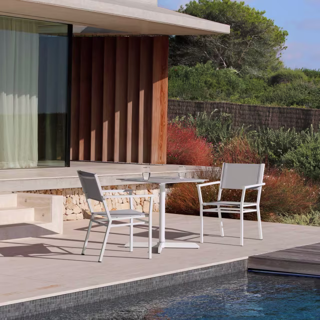 Barlow Tyrie Equinox 28" Steel Square Dining Table