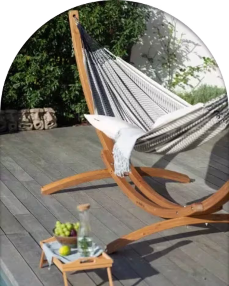 La Siesta hammocks figure image