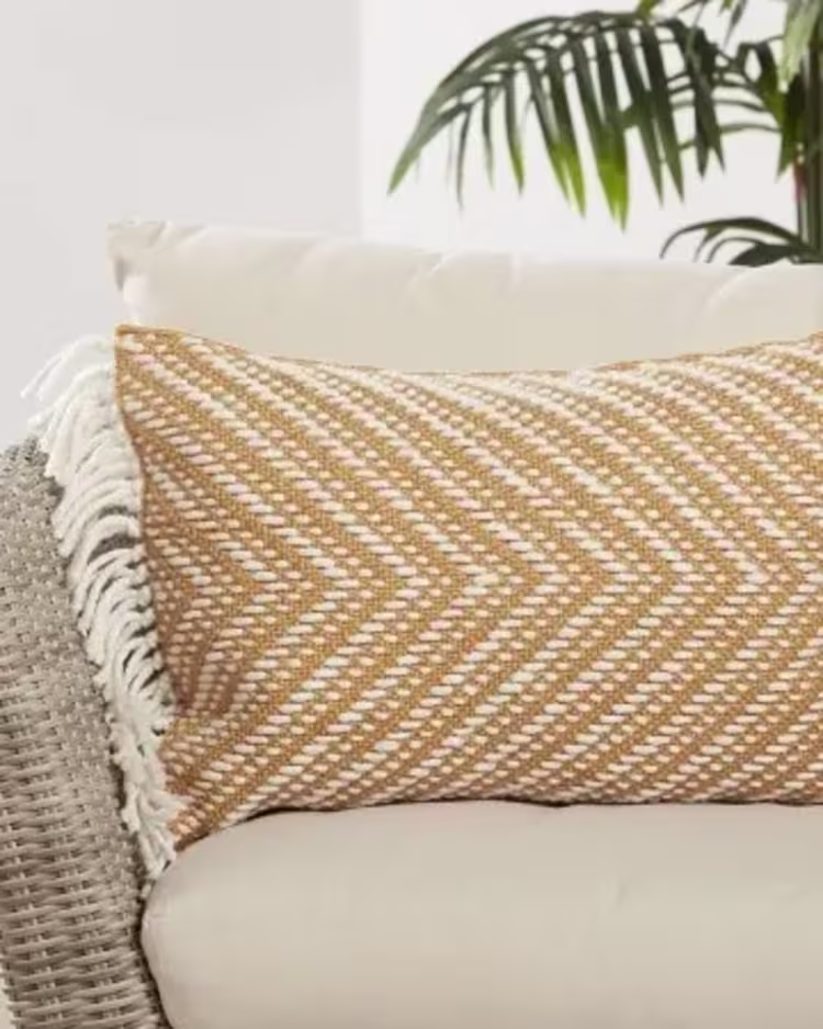 Pillows figure image