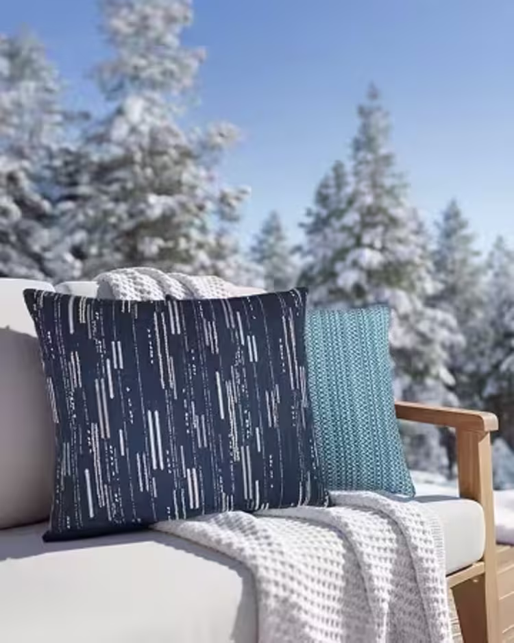 Shop Elaine Smith figure image