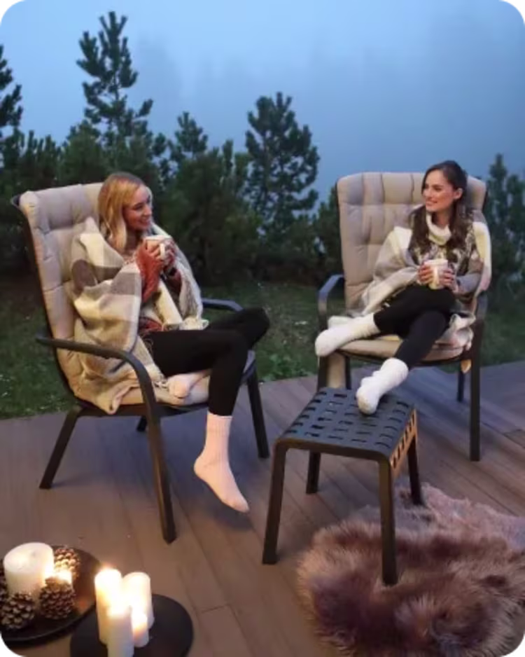 Shop Lounge Chairs figure image