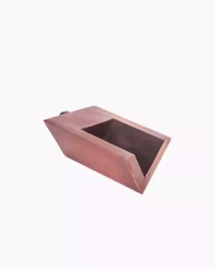 Shop scuppers figure image