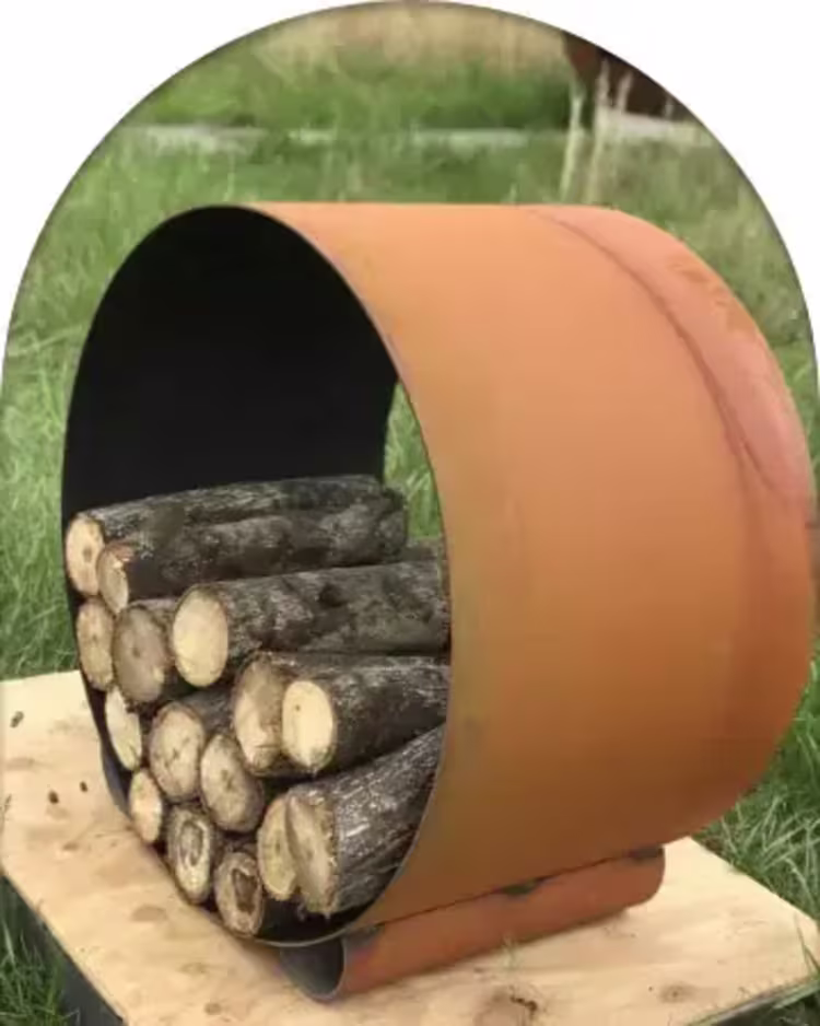 Shop log holders figure image