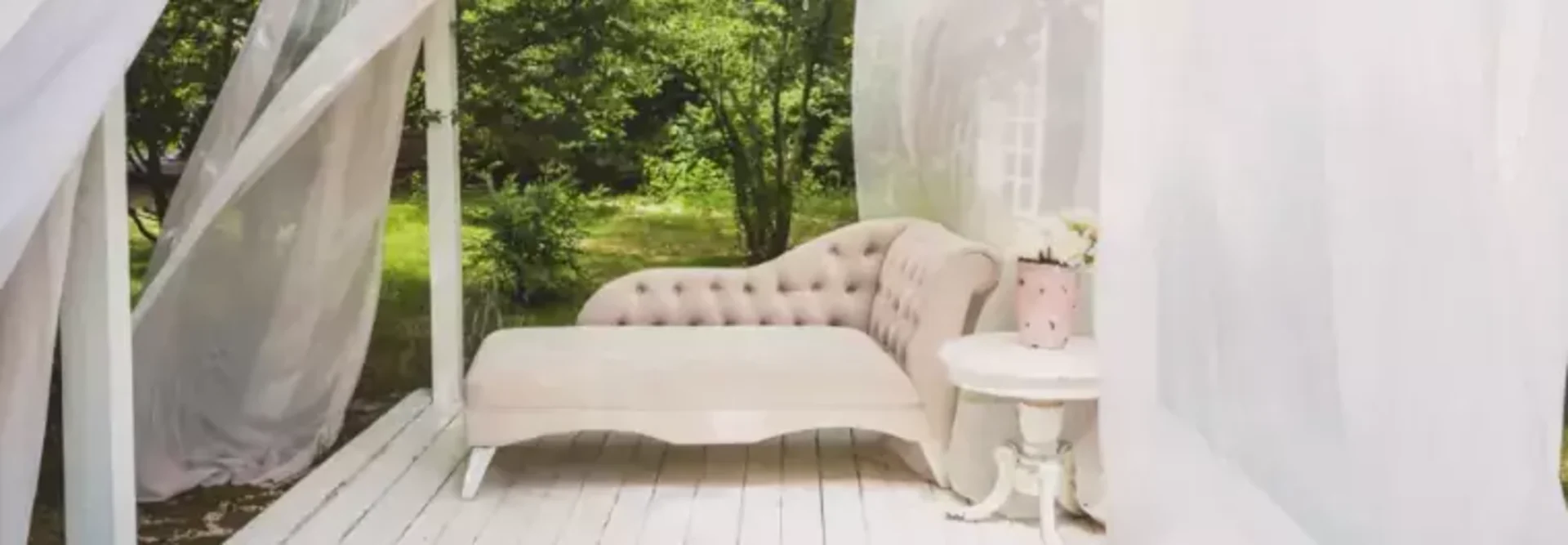 CHOOSING YOUR OUTDOOR CURTAINS