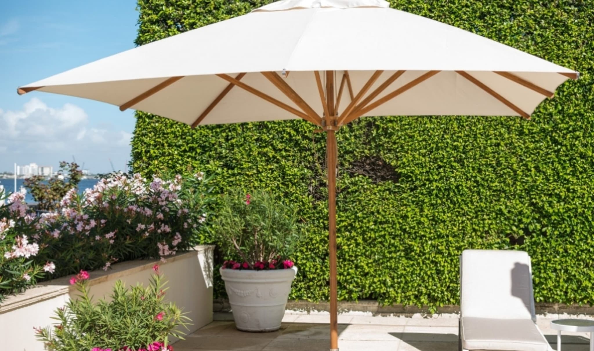 <p>Known for its bamboo and aluminum umbrellas, Bambrella combines exceptionally durable materials with sleek designs and patented technology to create ultra-strong umbrellas.</p>