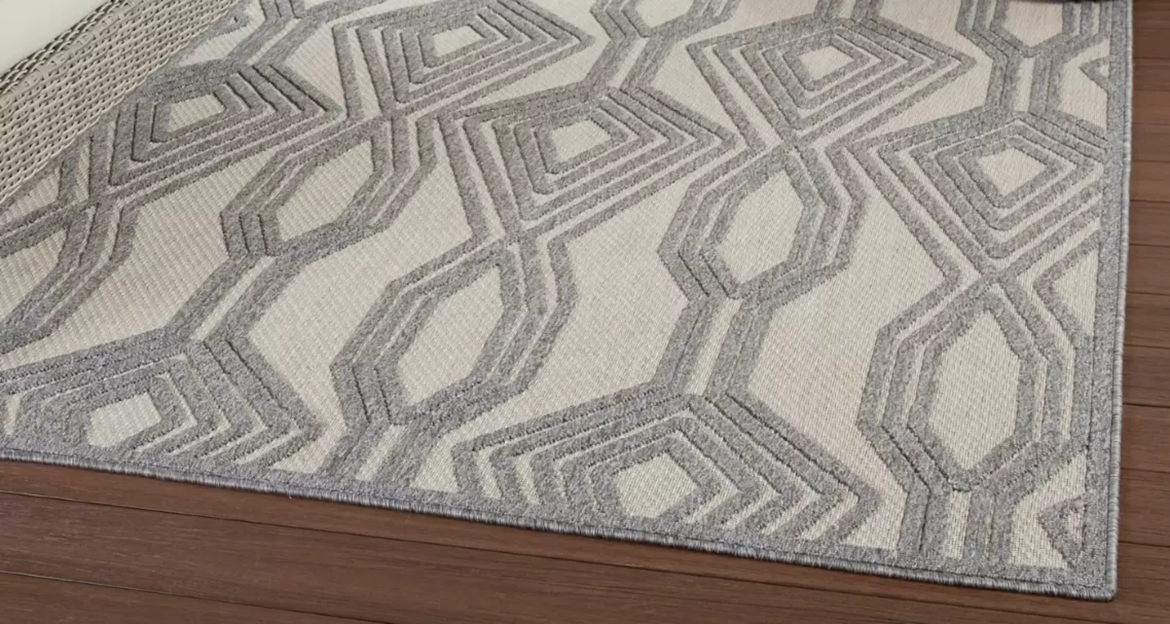OUTDOOR RUGS