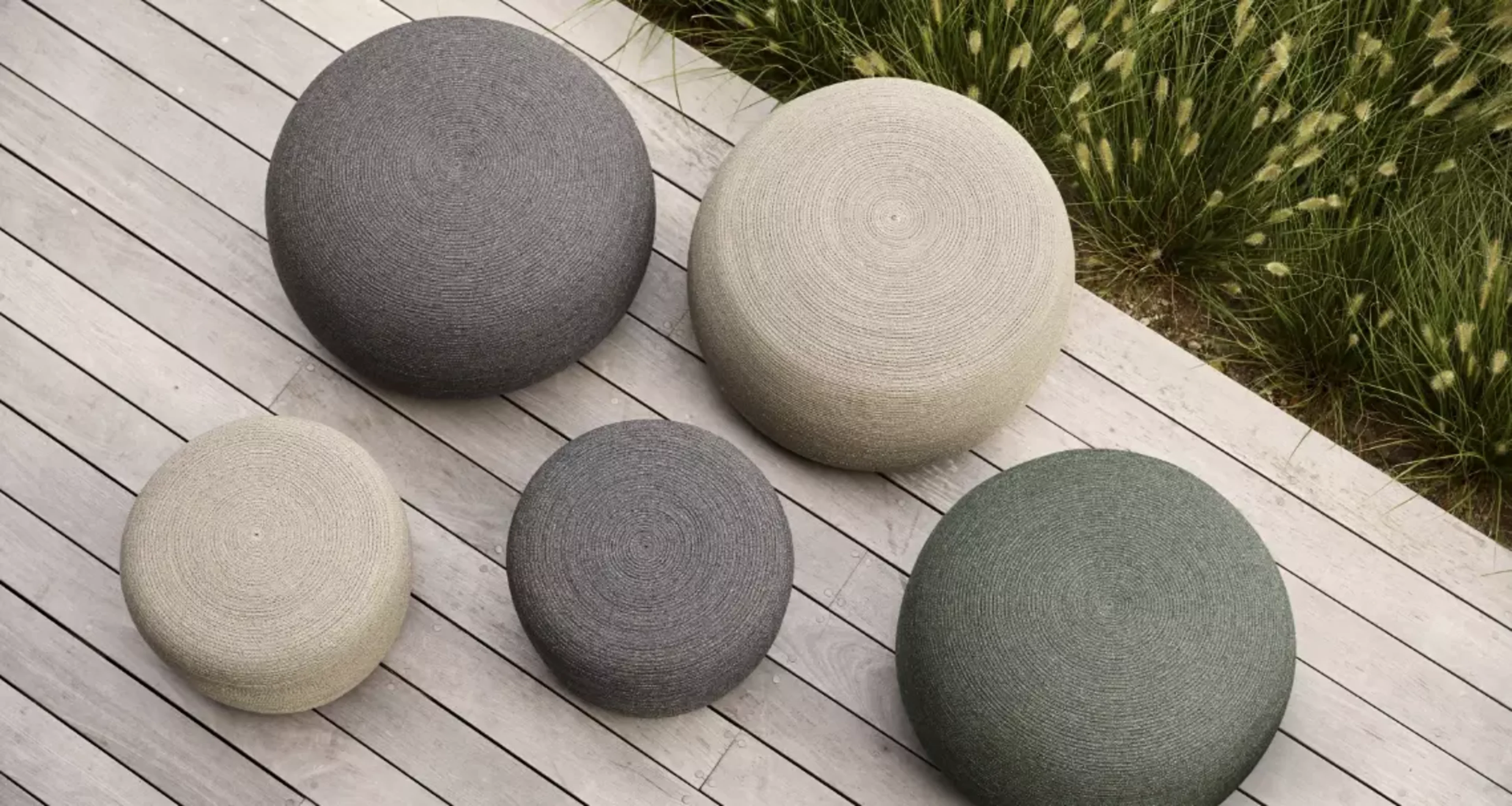POUFS