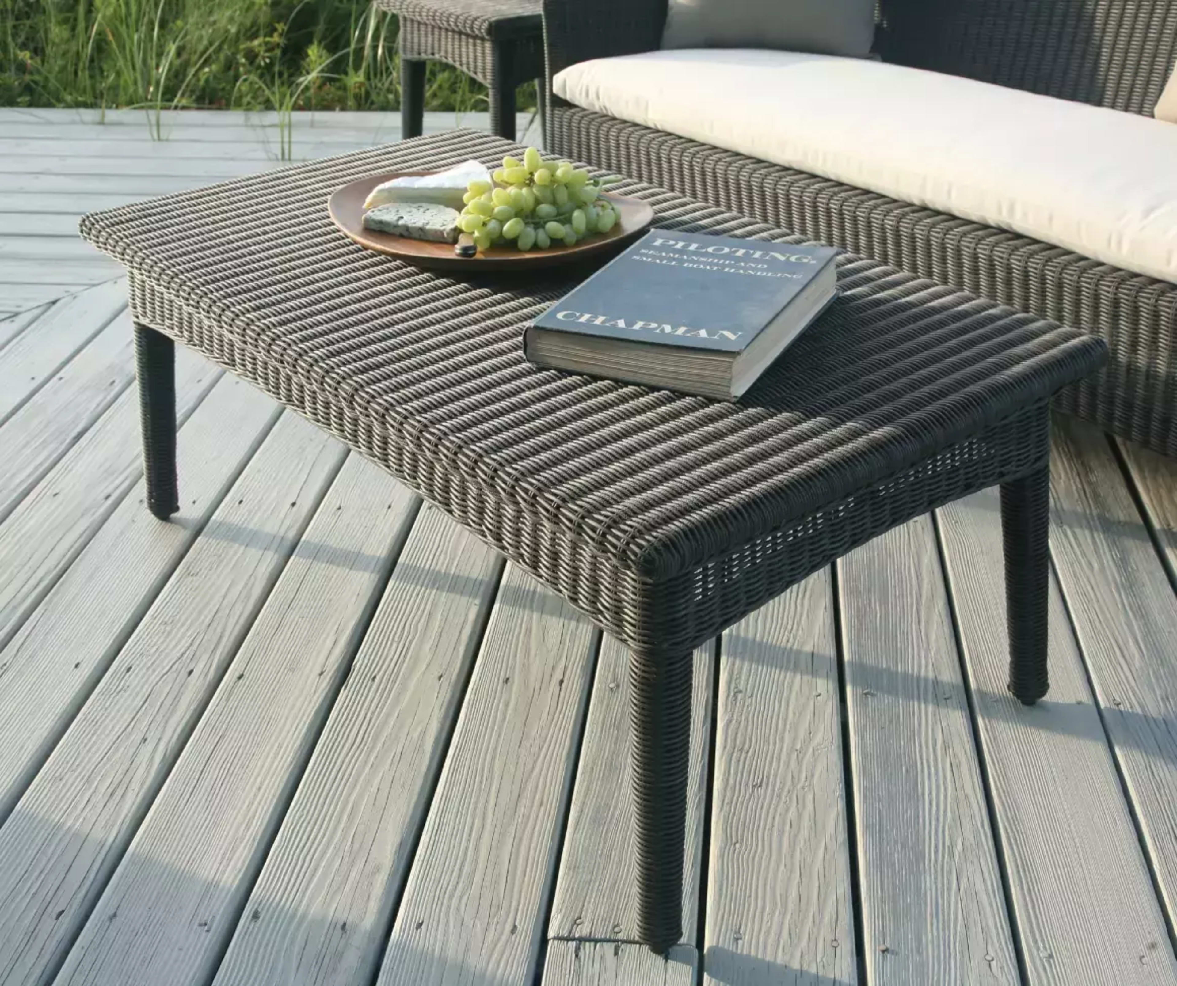 Beacon park steel wicker sale outdoor accent table