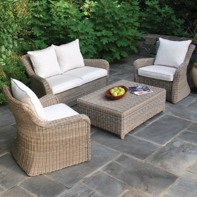 Kingsley Bate Sag Harbor 4-Piece Conversational Outdoor Lounging Set