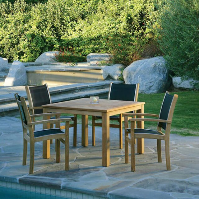 Kingsley Bate Wainscott/St. Tropez 5-Piece Square Patio Dining Set with Stacking Armchairs