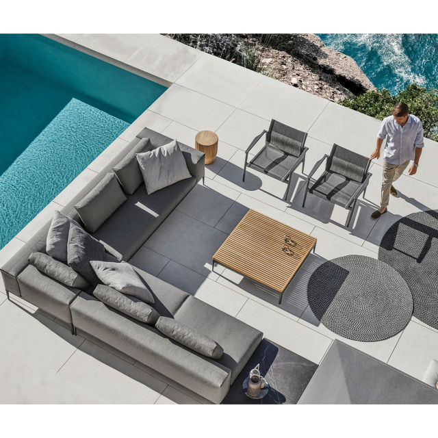 Gloster Grid 8-Piece Outdoor Sectional Set