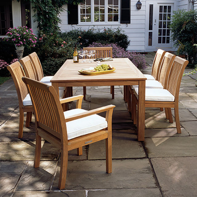 Kingsley Bate Wainscott/Chelsea 9-Piece Rectangular Patio Dining Set