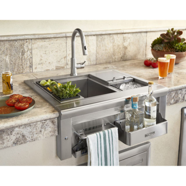 Lynx Grills Professional Pull Down Gooseneck Faucet