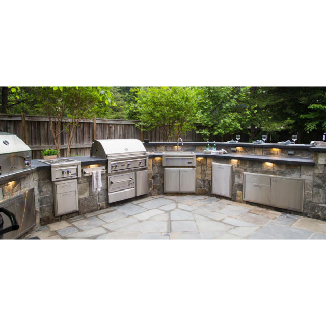 Lynx Grills Ventana 36" Sealed Pantry