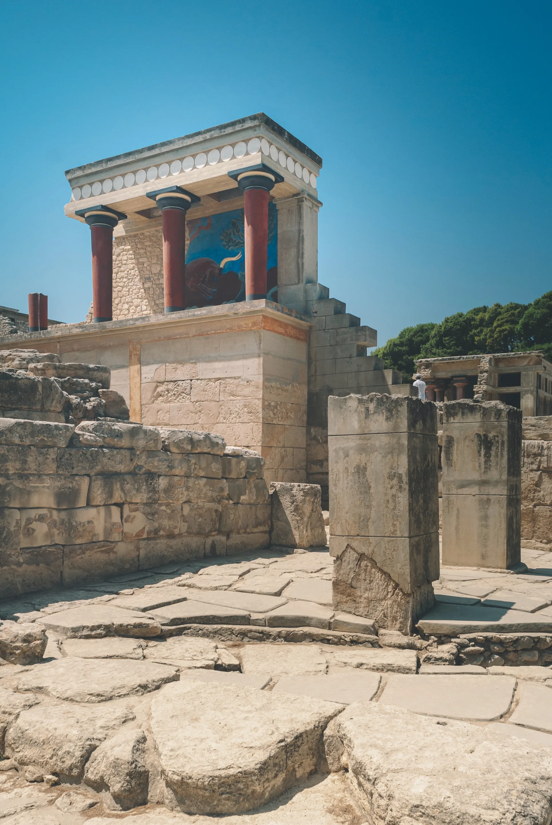 knossos-palace-crete knossos-palace-crete