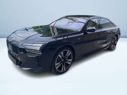 Serie 7 750e xDrive M Sport Pro Serie 7 750e xDrive M Sport Pro