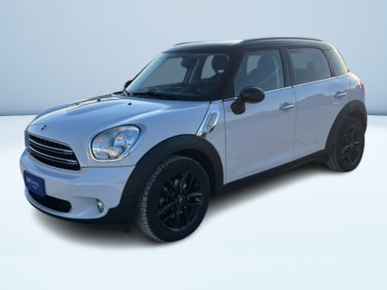 MINI COUNTRYMAN 2.0 COOPER D BUSINESS AUTO E6