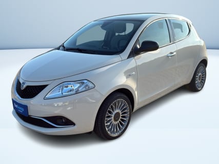 YPSILON 1.2 PLATINUM 69CV MY16