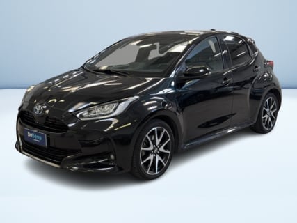 YARIS 1.5 HYBRID LOUNGE