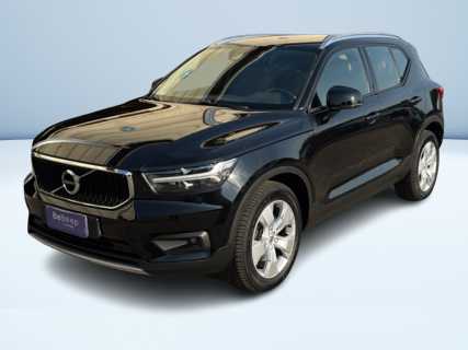 XC40 2.0 B4 MOMENTUM AWD AUTO MY21