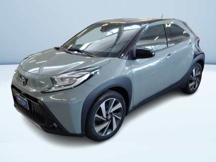 AYGO X 1.0 LOUNGE 72CV S-CVT