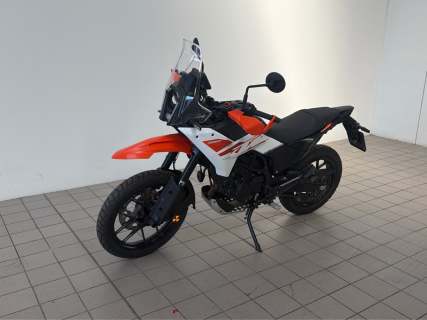 390 ADVENTURE X