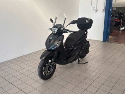 BEVERLY 400 HPE ABS-ASR BLACK EDITION
